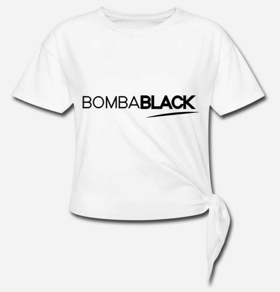 B.Black Knotted White Woman T-ShirtB.Black Knotted White Woman T-Shirt (Face)